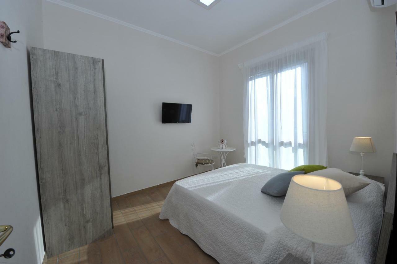Mavi Apartments Piano di Sorrento Exteriör bild