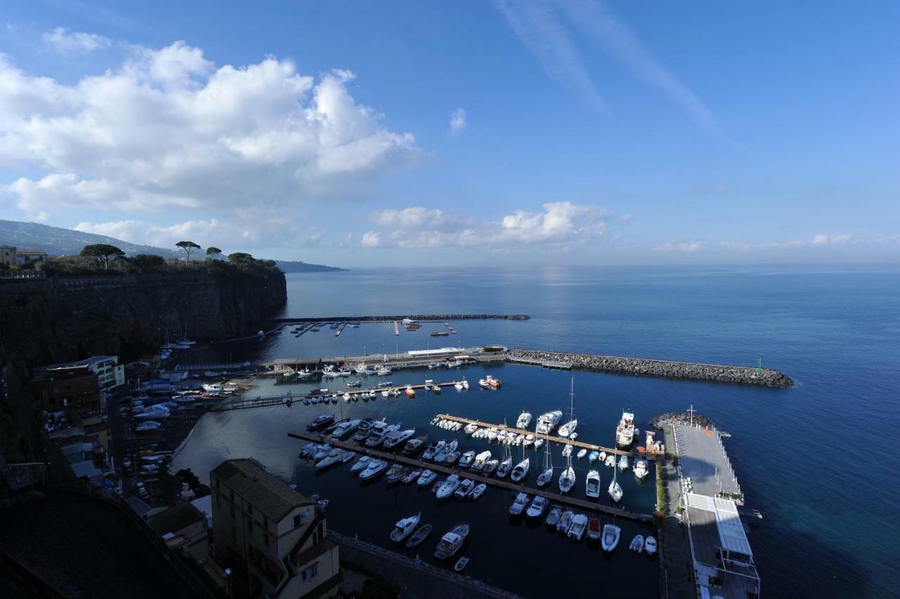 Mavi Apartments Piano di Sorrento Exteriör bild